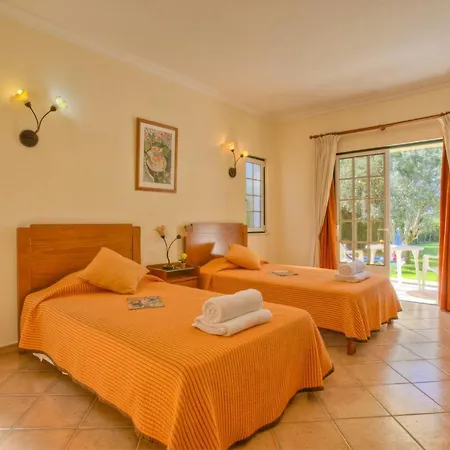 Solar Das Amendoeiras Villa